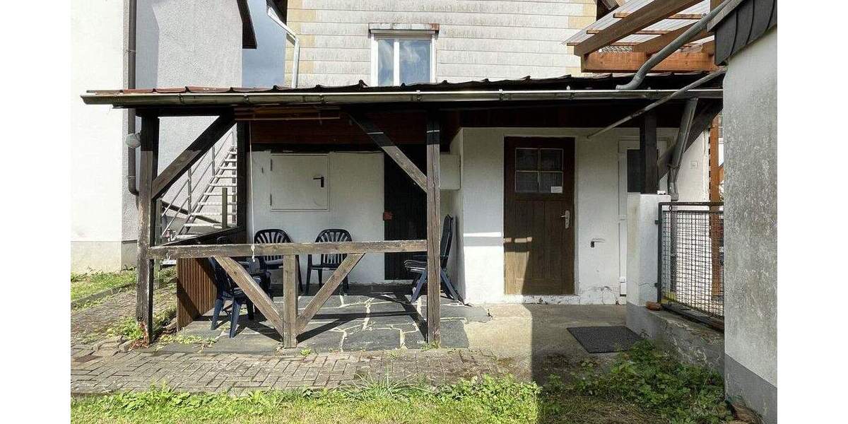 Mehrfamilienhaus, Wohnhaus Dillenburg / Nanzenbach Nanzenbach - 6 Zimmer, 127 m&sup2;, 179.000&euro; | Angebot:25665427