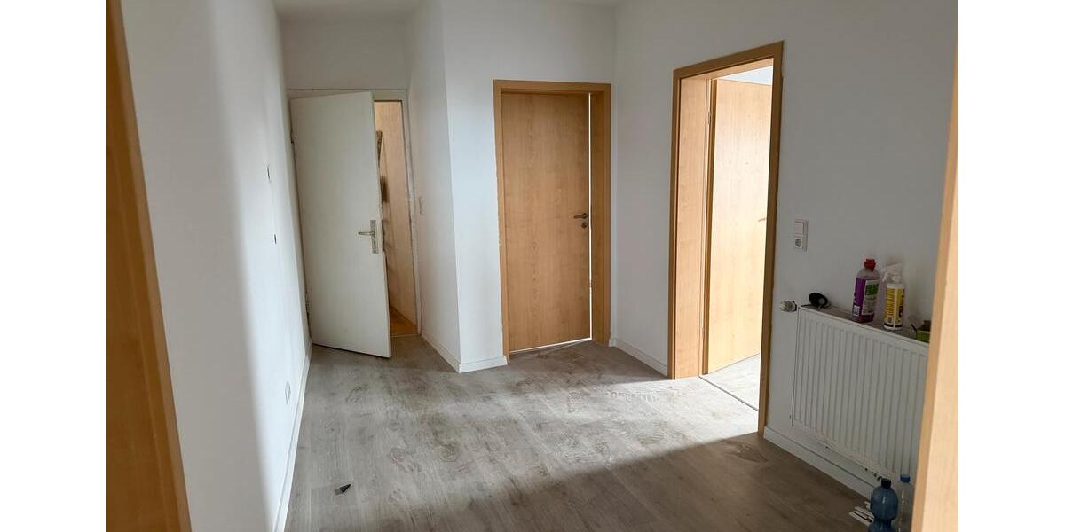 Etagenwohnung Hachenburg - 2 Zimmer, 125 m&sup2;, 1.100&euro; | Angebot:25999964