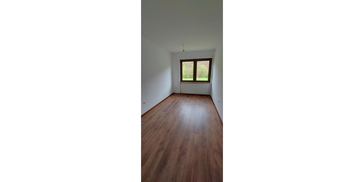 Etagenwohnung Malberg - 4 Zimmer, 89 m&sup2;, 710&euro; | Angebot:25971961