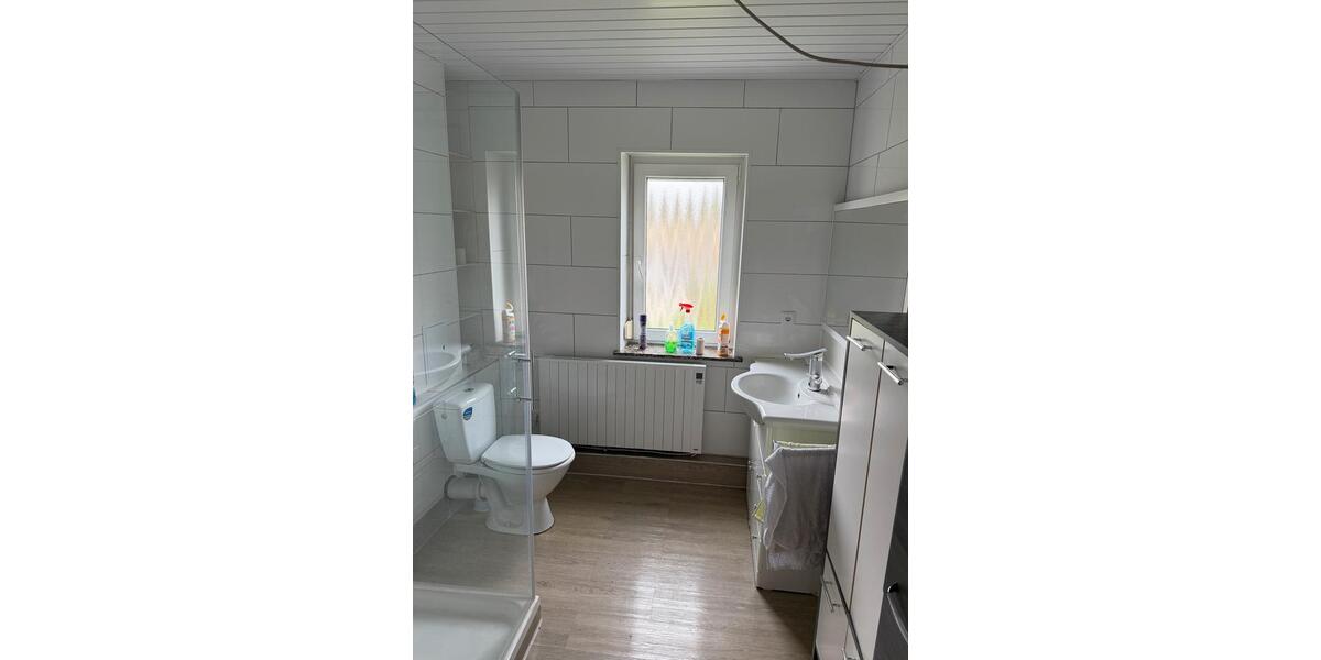 Einfamilienhaus Burbach - 5 Zimmer, 180 m&sup2;, 1.300&euro; | Angebot:26614751