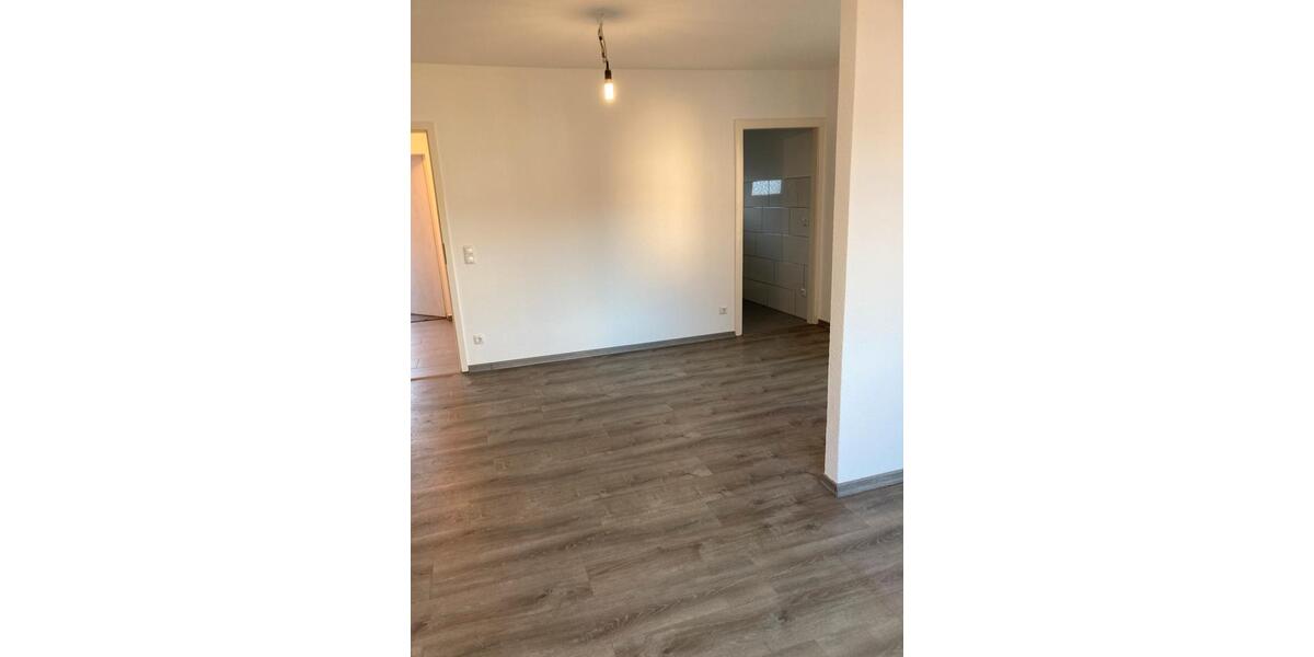 Etagenwohnung Siegen - 1 Zimmer, 50 m&sup2;, 450&euro; | Angebot:19581958