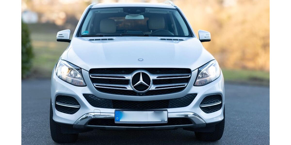 Mercedes-Benz GLE 350 103.000 km 31.895 &euro; Siegen 57072