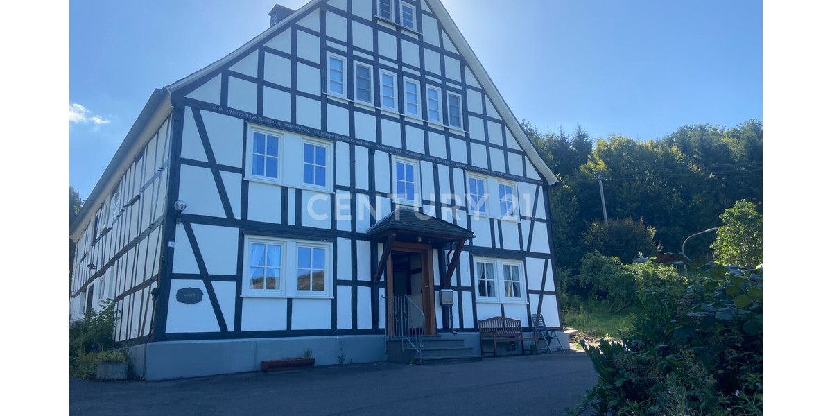 Wohnen wo andere Urlaub machen - Bauernhaus, Landhaus Kirchhundem | Angebot:22612644