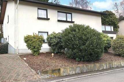 Haus Steinebach - 5 Zimmer, 136 m&sup2;, 229.000&euro; | Angebot:25439748