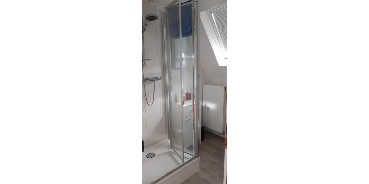 Dachgeschoßwohnung Waldbröl - 2 Zimmer, 51 m&sup2;, 405&euro; | Angebot:26025032