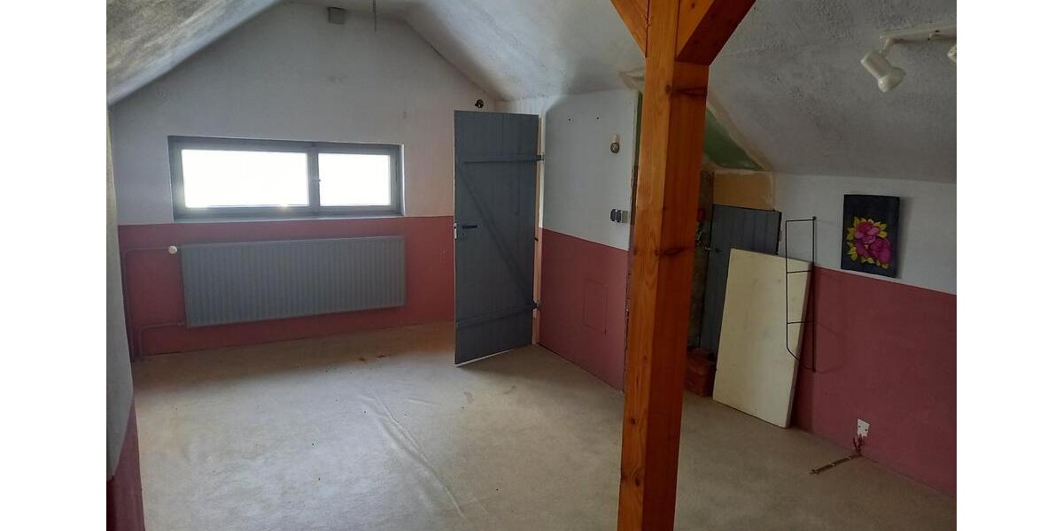 Einfamilienhaus Hellenhahn-Schellenberg Schellenberg - 7 Zimmer, 166 m&sup2;, 239.000&euro; | Angebot:24849900