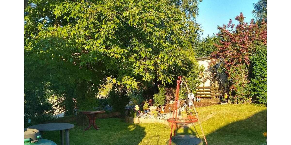 Einfamilienhaus Herdorf - 9 Zimmer, 180 m&sup2;, 229.000&euro; | Angebot:25691804