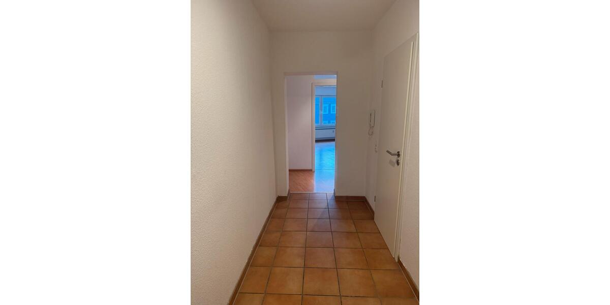 Etagenwohnung Siegen Dillnhütten - 2 Zimmer, 90 m&sup2;, 870&euro; | Angebot:25872745