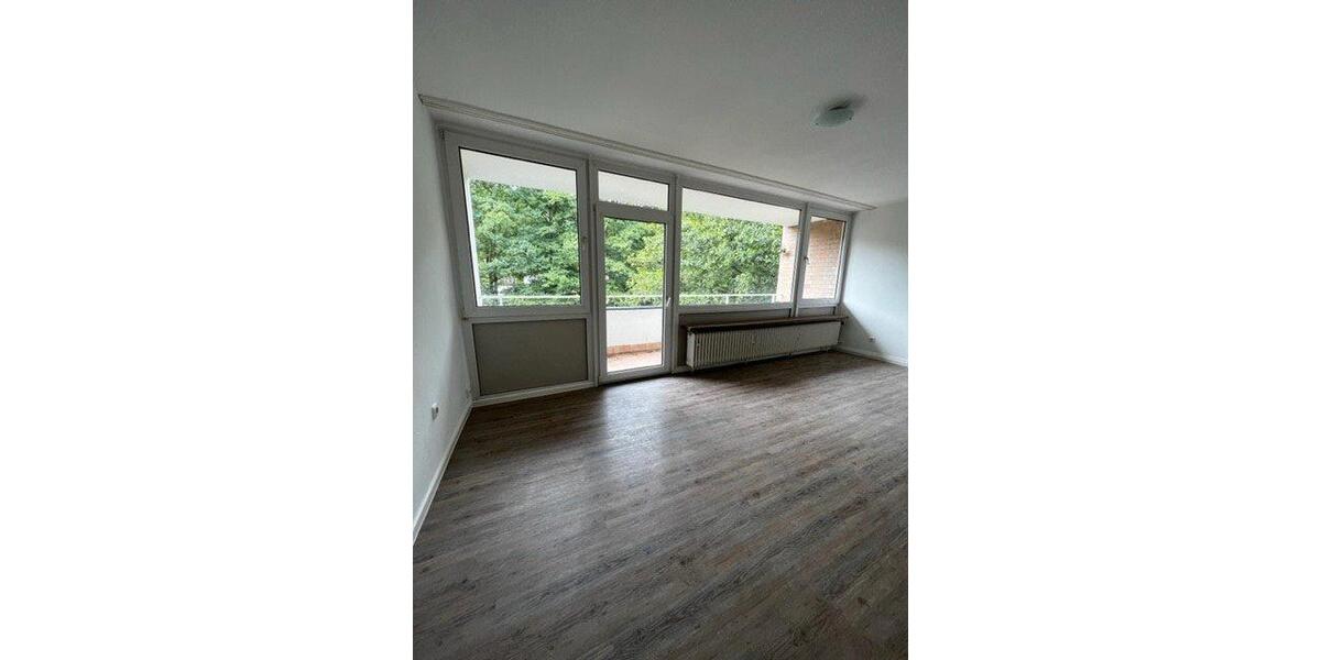 Etagenwohnung Siegen Dillnhütten - 4 Zimmer, 143 m&sup2;, 1.050&euro; | Angebot:26422038