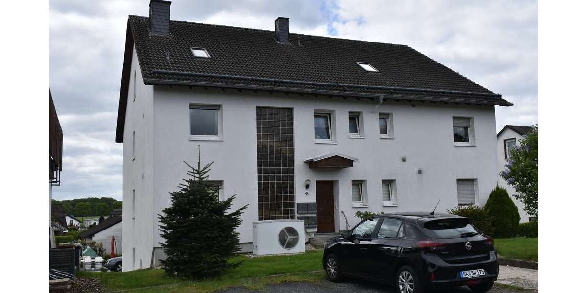 Einfamilienhaus Nauroth - 17 Zimmer, 446 m&sup2;, 492.000&euro; | Angebot:25435637
