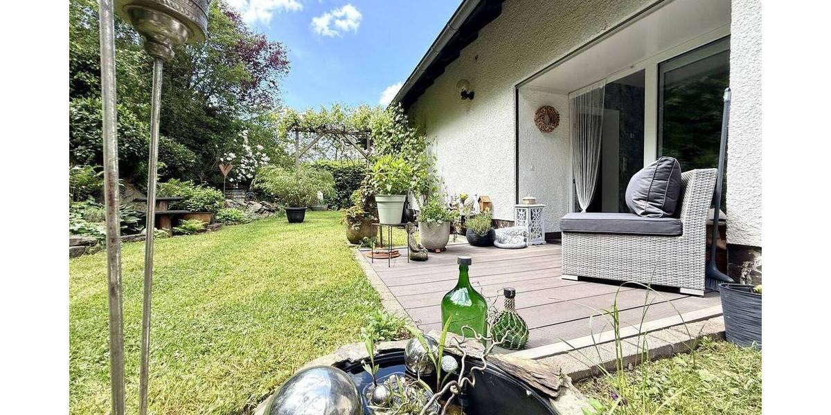 Mehrfamilienhaus, Wohnhaus Grünebach - 7 Zimmer, 230 m&sup2;, 350.000&euro; | Angebot:26859154