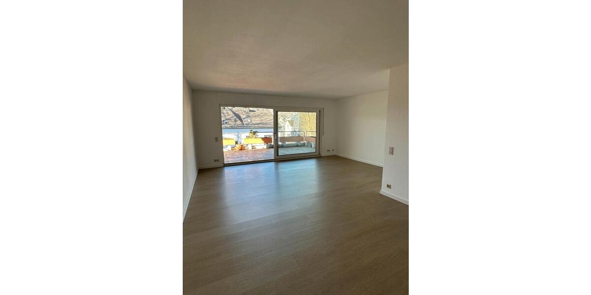 Etagenwohnung Siegen Kaan-Marienborn - 2 Zimmer, 67 m&sup2;, 1.188&euro; | Angebot:26042786