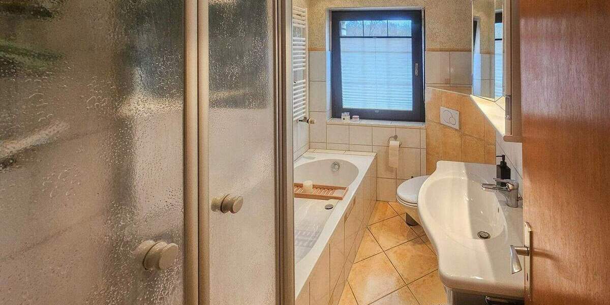 Einfamilienhaus Betzdorf VG - 7 Zimmer, 270 m&sup2;, 398.000&euro; | Angebot:25691805