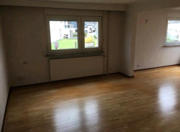 Doppelhaushälfte Bad Marienberg (Westerwald) - 7 Zimmer, 120 m&sup2;, 1.200&euro; | Angebot:25354930