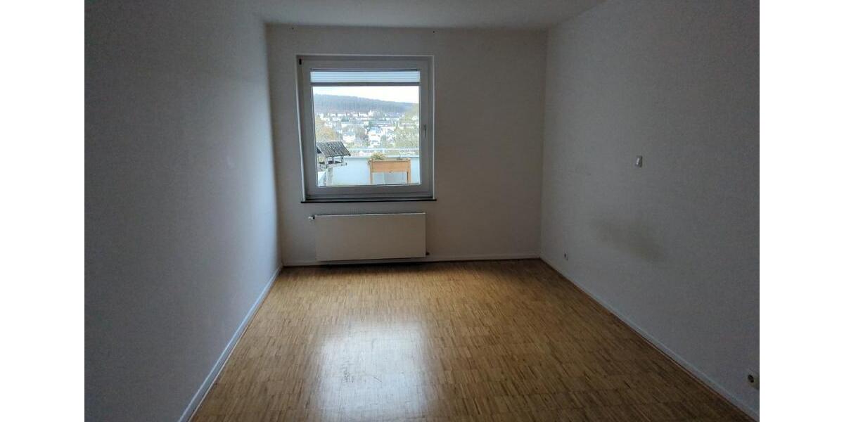 Etagenwohnung Siegen - 3 Zimmer, 80 m&sup2;, 840&euro; | Angebot:24703871
