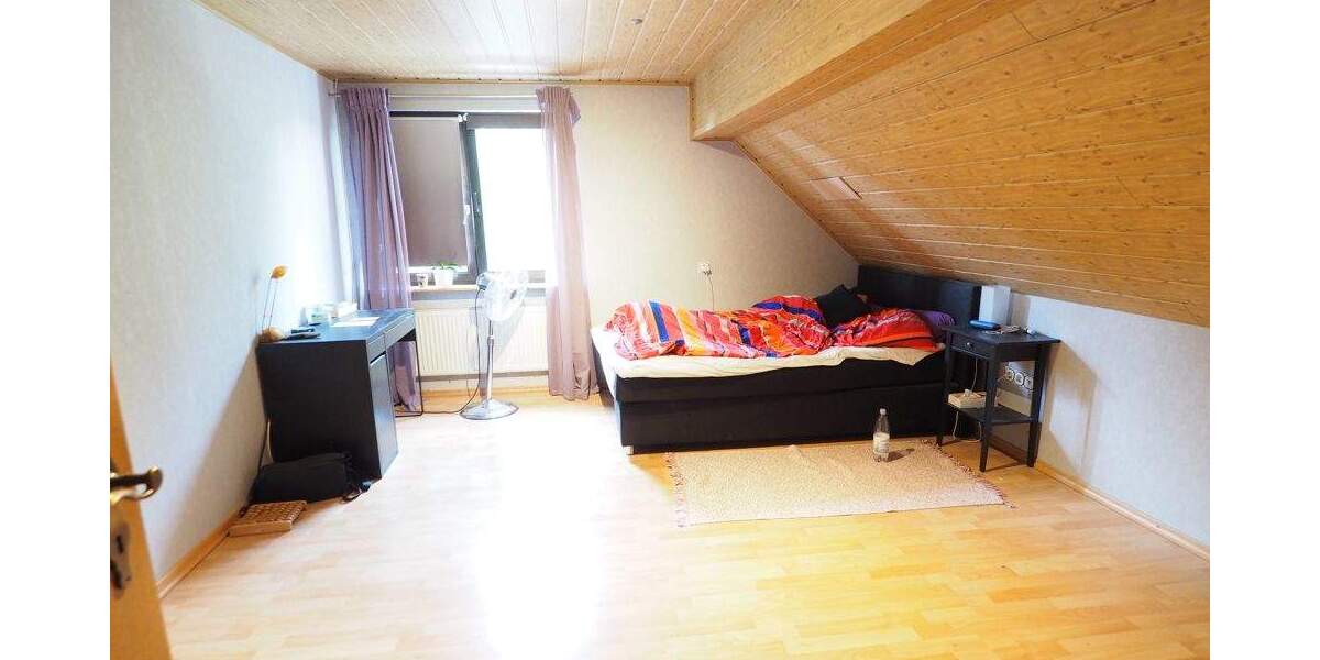 Einfamilienhaus Hattert - 5 Zimmer, 160 m&sup2;, 170.000&euro; | Angebot:25729652