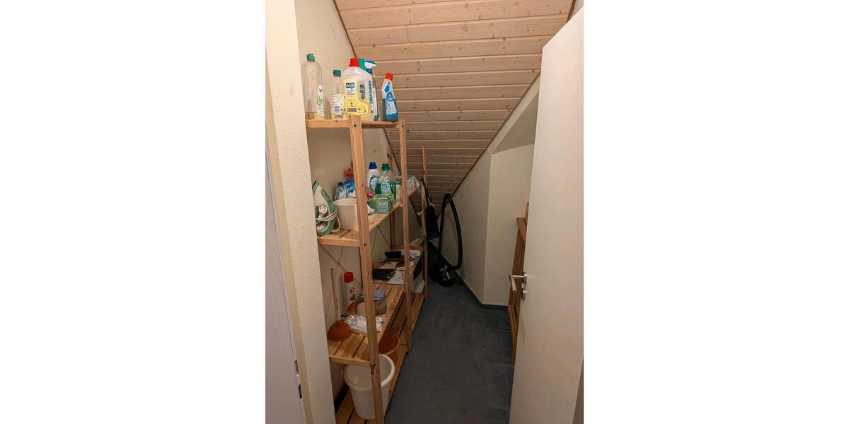 Dachgeschoßwohnung Rennerod - 2 Zimmer, 90 m&sup2;, 650&euro; | Angebot:25976018