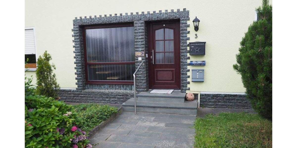 Einfamilienhaus Hattert - 5 Zimmer, 160 m&sup2;, 170.000&euro; | Angebot:25729652