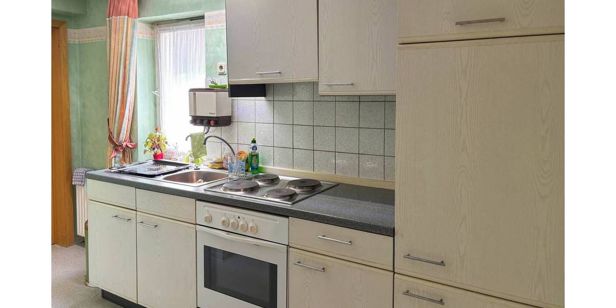 Einfamilienhaus Wissen - 6 Zimmer, 186 m&sup2;, 175.000&euro; | Angebot:25738109