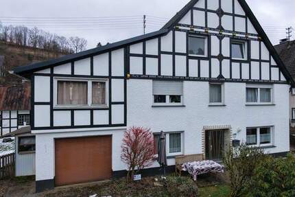 Haus Kirchhundem Heinsberg - 1 Zimmer, 244 m&sup2;, 189.500&euro; | Angebot:25776549