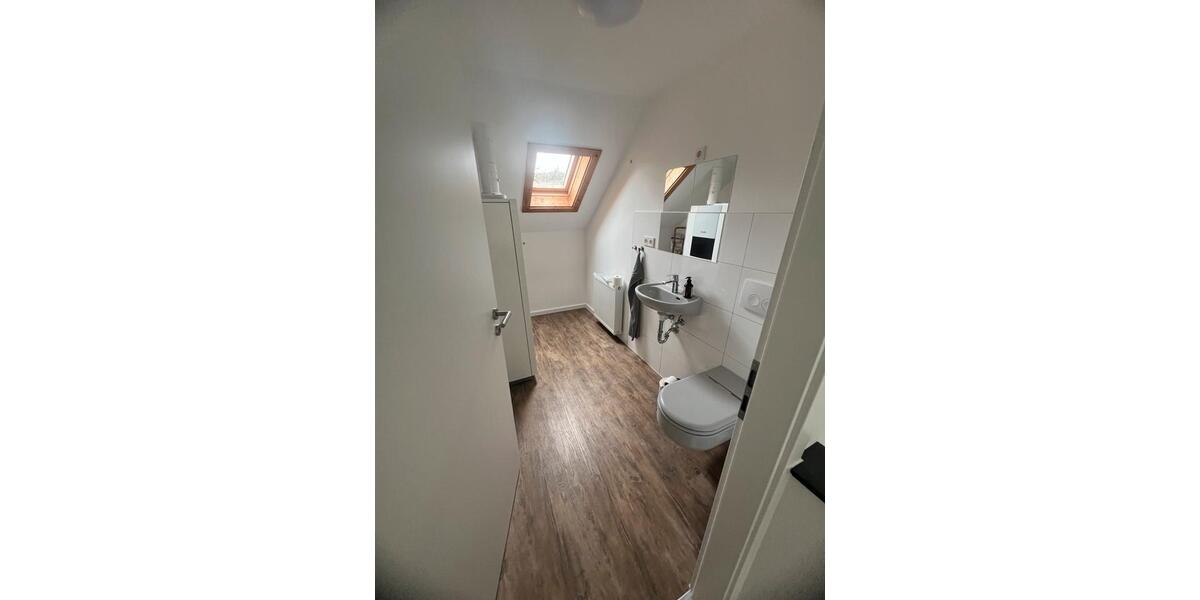 Maisonettenwohnung Siegen - 6 Zimmer, 95 m&sup2;, 1.300&euro; | Angebot:26031676