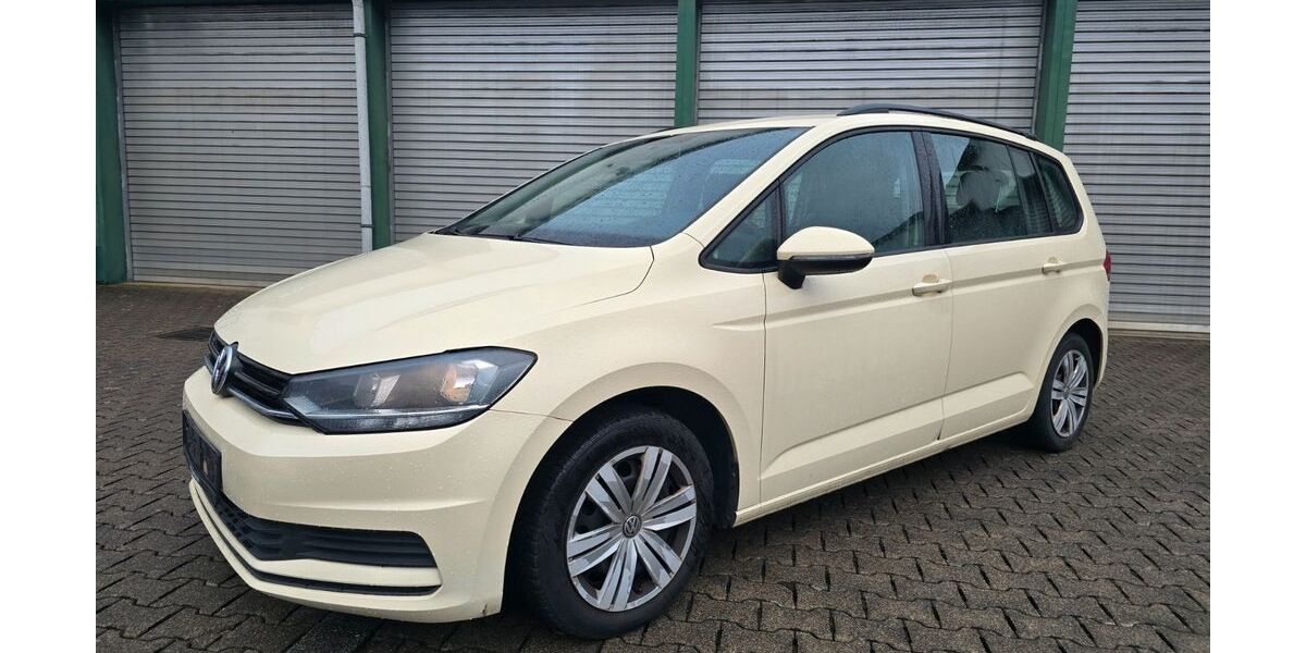 VW Touran 268.000 km 7.999 &euro; Siegen-Geisweid 57078