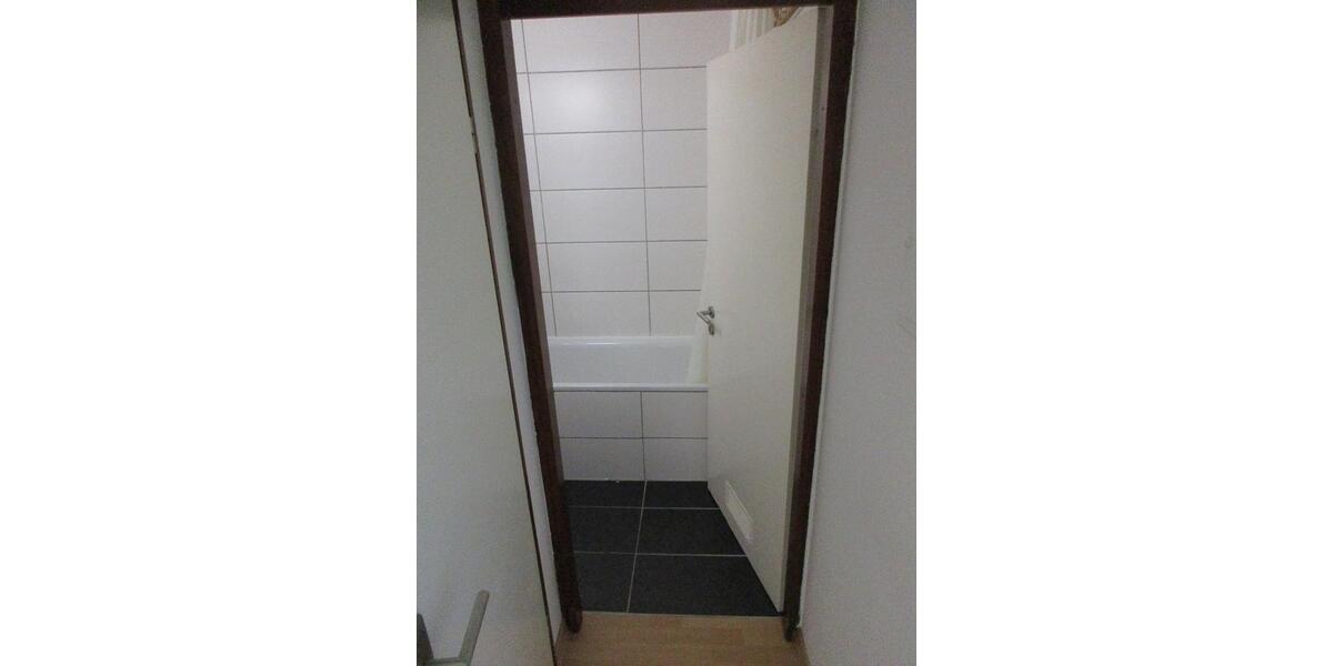 Erdgeschoßwohnung Siegen Weidenau - 3 Zimmer, 78 m&sup2;, 610&euro; | Angebot:25906212