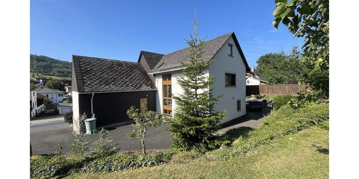 Mehrfamilienhaus, Wohnhaus Eschenburg / Eiershausen Eiershausen - 1 Zimmer, 234 m&sup2;, 429.000&euro; | Angebot:25674834
