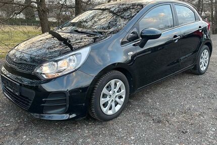 Kia Rio 59.350 km 5.200 &euro; Eschenburg - Hirzenhain 35713