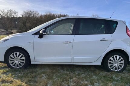 Renault Grand Scenic 50.000 km 8.100 &euro; Haiger 35708