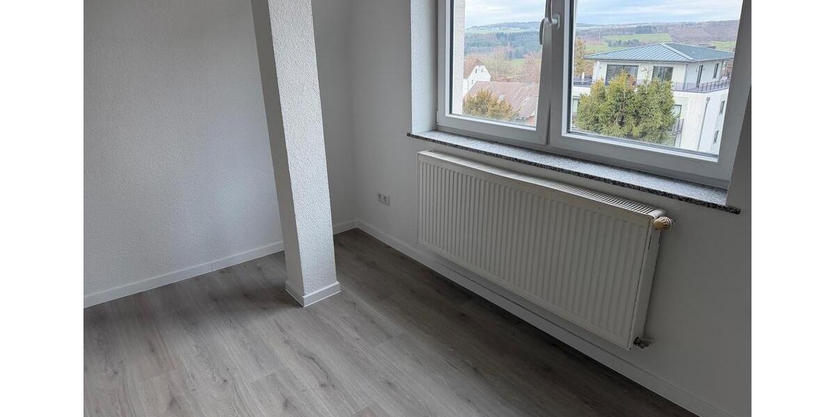 Etagenwohnung Hachenburg - 2 Zimmer, 125 m&sup2;, 1.100&euro; | Angebot:25999964