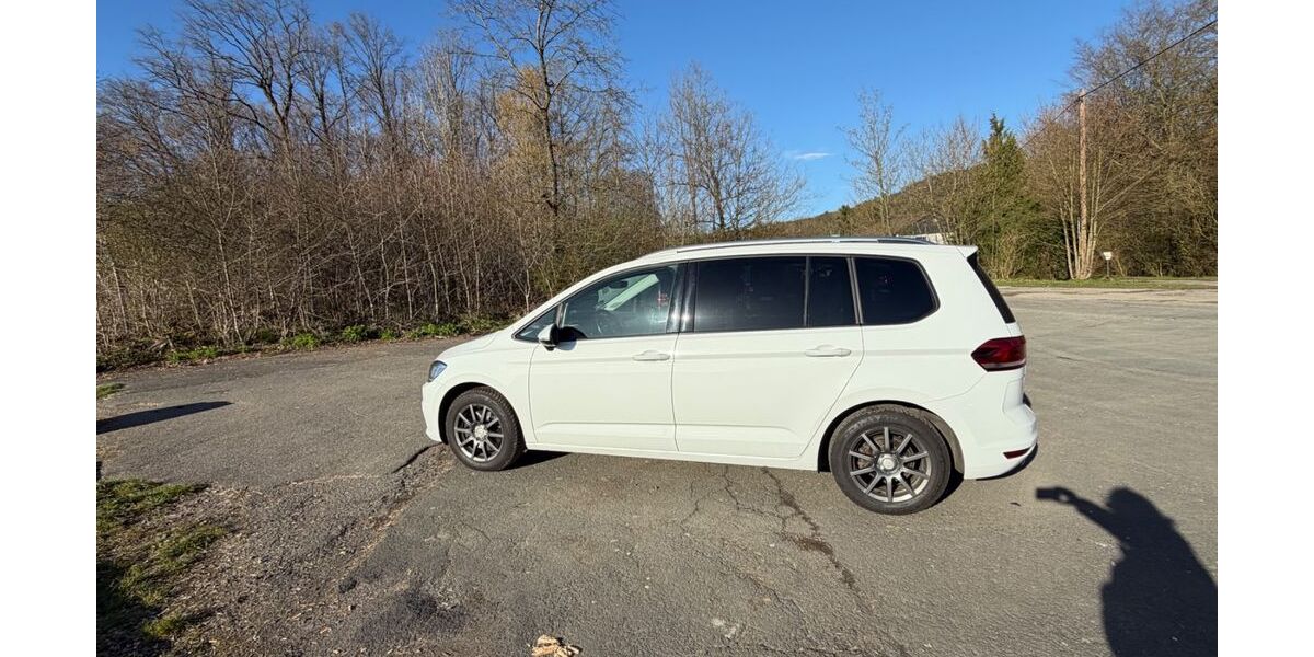 VW Touran 131.000 km 19.100 &euro; Kreuztal 57223