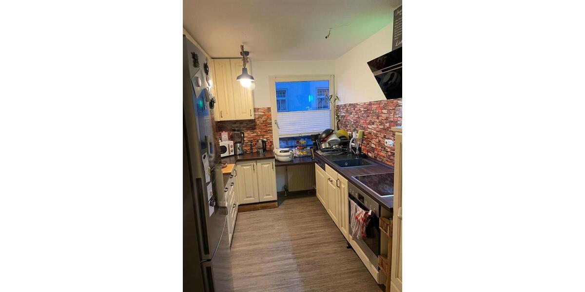 Etagenwohnung Bad Laasphe - 7 Zimmer, 155 m&sup2;, 800&euro; | Angebot:26041684