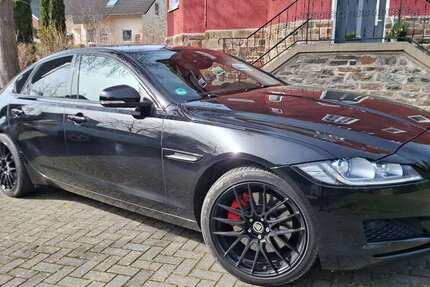 Jaguar XF 151.000 km 15.900 &euro; Kirchen 57548