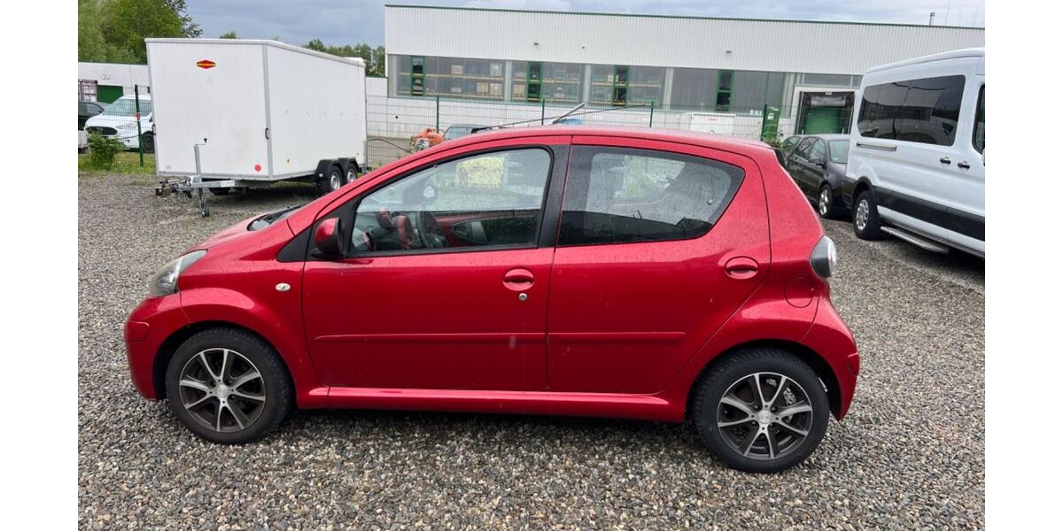 Toyota Aygo (X) 182.316 km 1.990 &euro; Waldbröl 51545