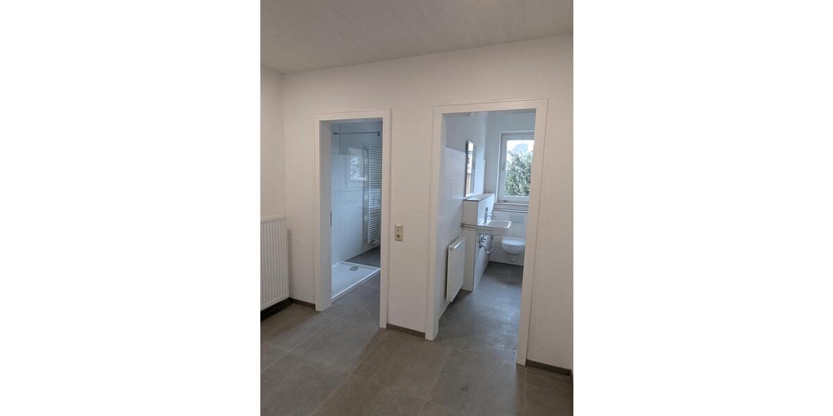 Etagenwohnung Reichshof - 4 Zimmer, 122 m&sup2;, 895&euro; | Angebot:25962522