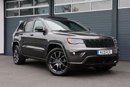 Jeep Grand Cherokee 82.320 km 25.950 &euro; Rennerod 56477