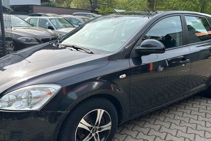 Kia ceed / Ceed 187.000 km 1.829 &euro; Siegen 57080