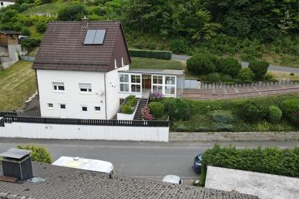 Haus Mudersbach - 5 Zimmer, 95 m&sup2;, 190.000&euro; | Angebot:26111724