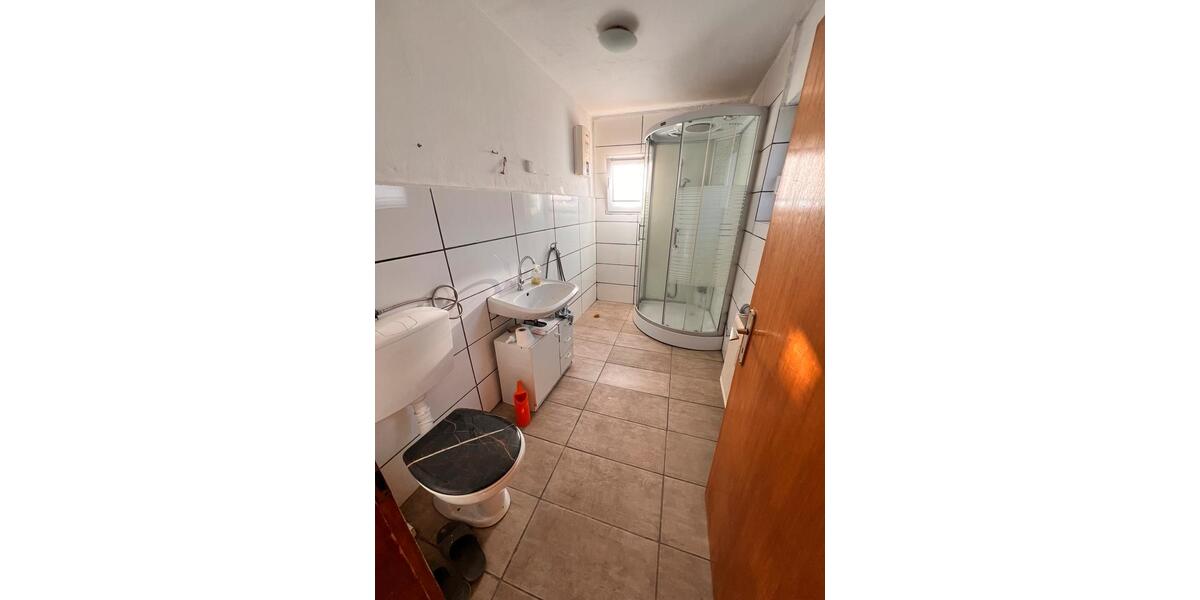 Mehrfamilienhaus, Wohnhaus Herdorf - 8 Zimmer, 230 m&sup2;, 155.000&euro; | Angebot:25419353