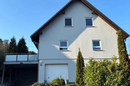 Haus Kreuztal - 5 Zimmer, 120 m&sup2;, 380.000&euro; | Angebot:25429141