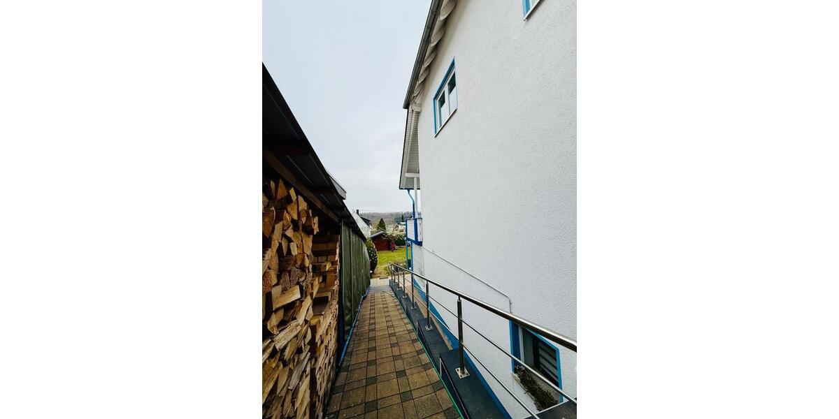 Doppelhaushälfte Siegen Eiserfeld - 7 Zimmer, 170 m&sup2;, 290.000&euro; | Angebot:26085155