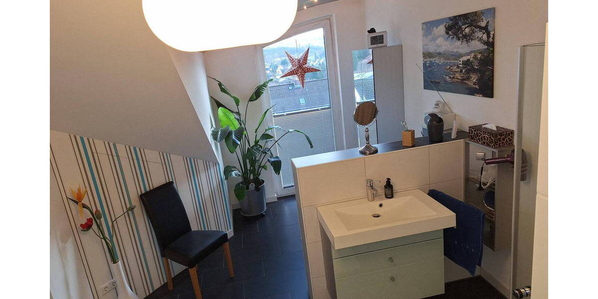 Einfamilienhaus Hilchenbach - 4 Zimmer, 140 m&sup2;, 620.000&euro; | Angebot:26641825