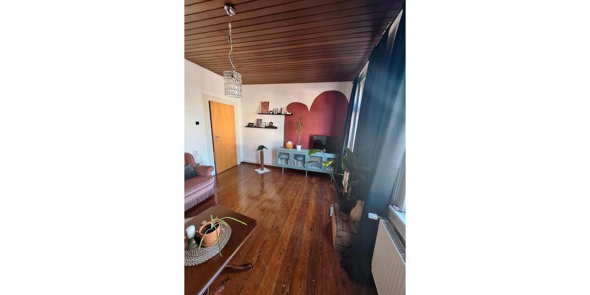 Erdgeschoßwohnung Siegen Kaan-Marienborn - 2.5 Zimmer, 84 m&sup2;, 820&euro; | Angebot:26090526