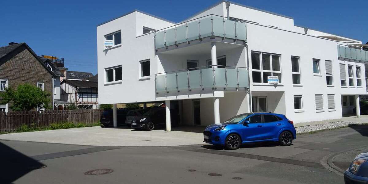 Etagenwohnung Netphen - 3 Zimmer, 124 m&sup2;, 1.410&euro; | Angebot:24505515