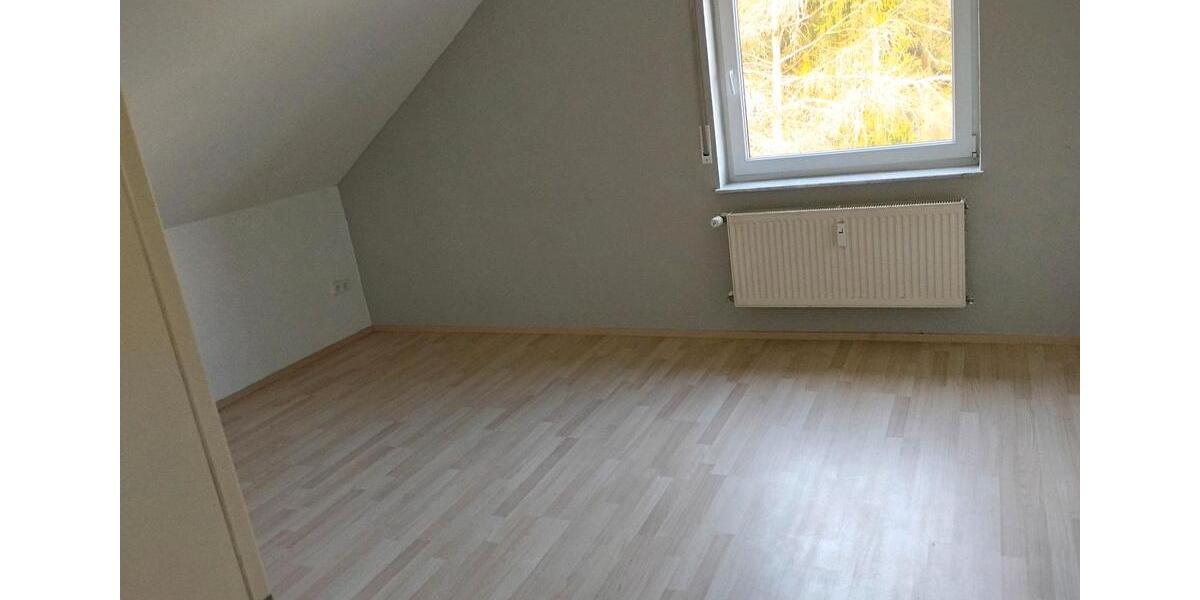 Dachgeschoßwohnung Rennerod - 2 Zimmer, 62 m&sup2;, 106.000&euro; | Angebot:27042555