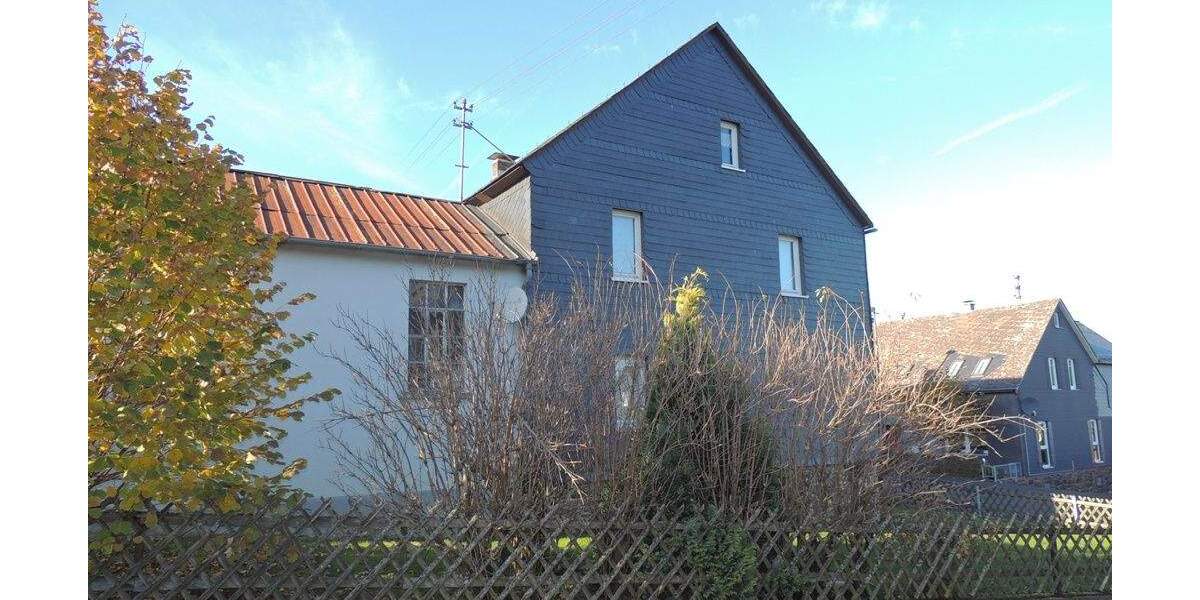 Mehrfamilienhaus, Wohnhaus Daaden VG - 8 Zimmer, 235 m&sup2;, 275.000&euro; | Angebot:25738151