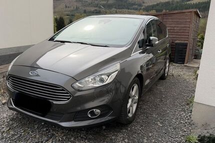 Ford S-Max 189.000 km 11.000 &euro; Lennestadt 57368