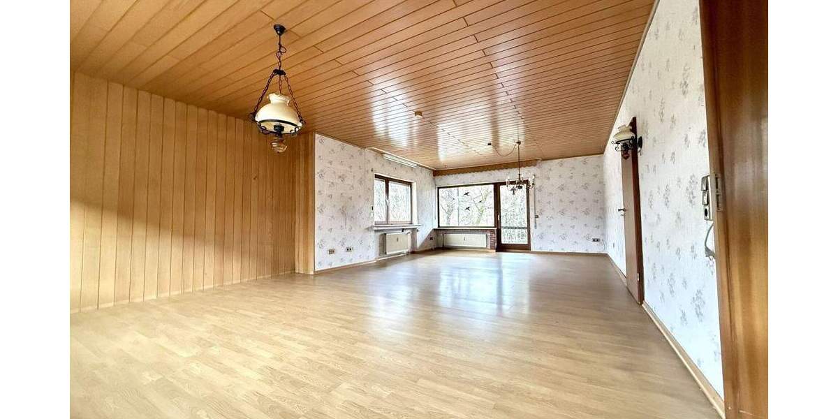 Einfamilienhaus Kirchen VG Freusburg - 6 Zimmer, 198 m&sup2;, 198.000&euro; | Angebot:25691930