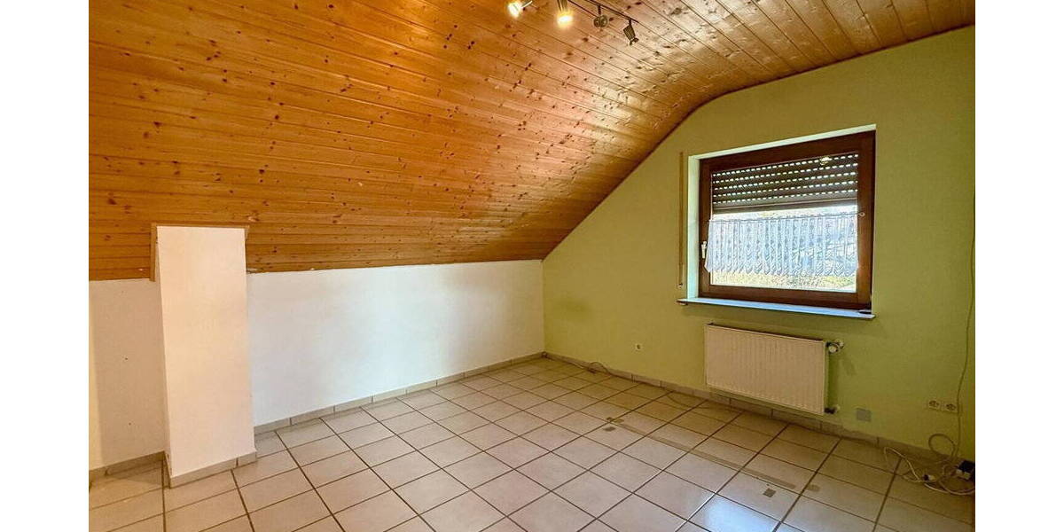 Einfamilienhaus Burbach Holzhausen - 8 Zimmer, 130 m&sup2;, 319.000&euro; | Angebot:26790503